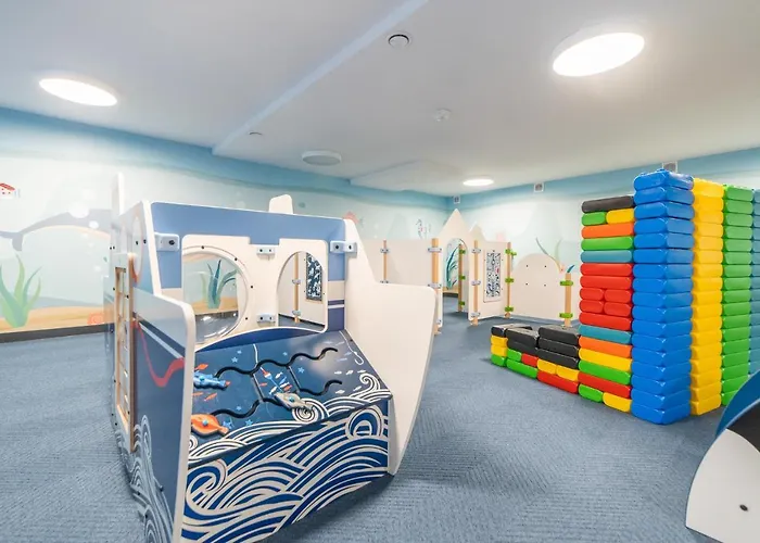 Apartamenty Fenomen - Premium Park&Sea, Nadmorskie Tarasy FREE PARKING, SWIMMING POOL, SAUNA AND OTHER!